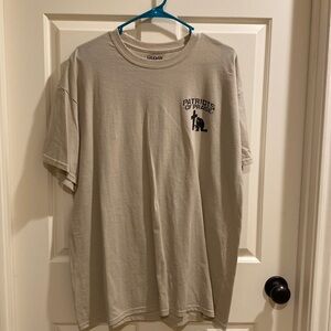Men’s graphic tee size XL